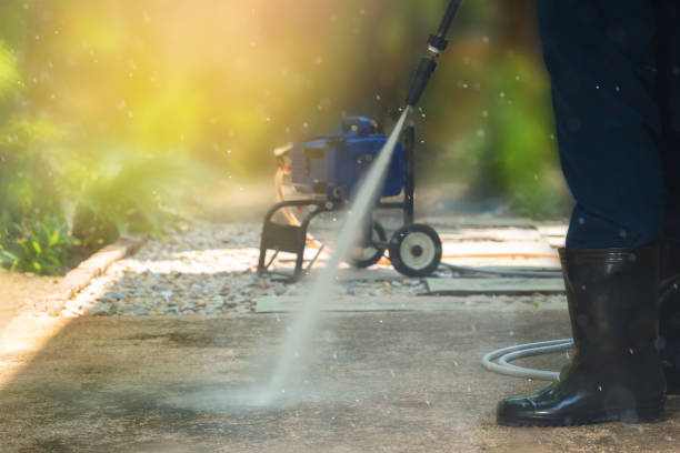 Best Gutter Cleaning  in Clarendon, TX